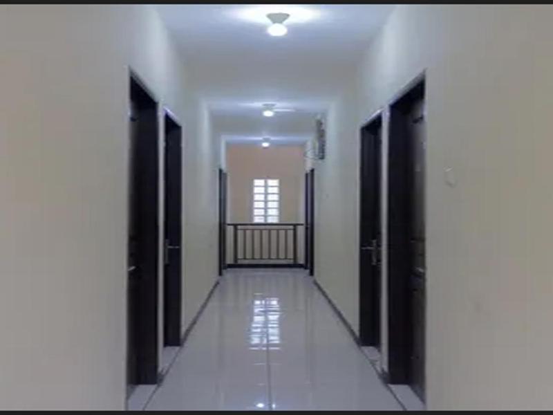 Guest House Permata Tawakal Джакарта Экстерьер фото